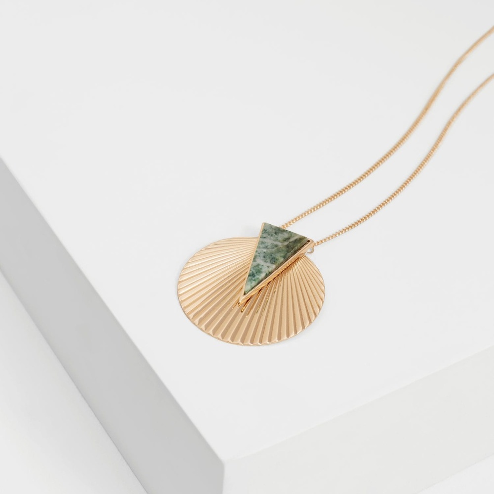 NEW Mango Stone Pendant Necklace - Picture 1 of 4
